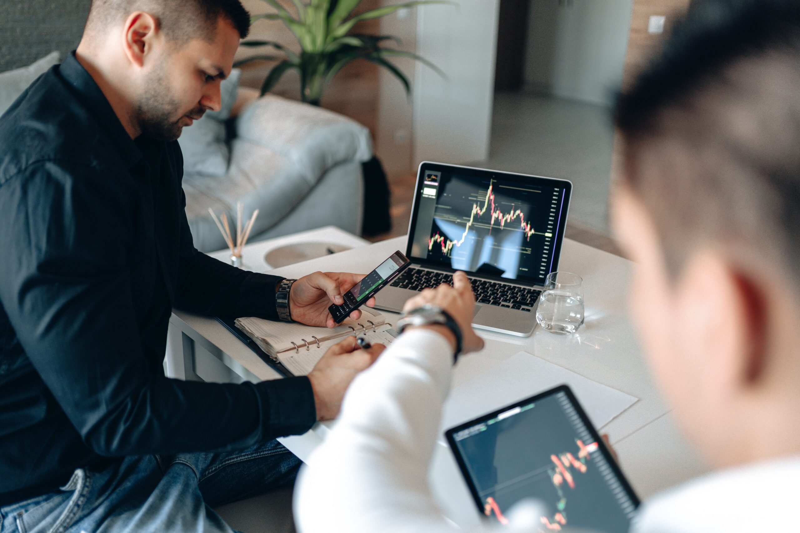 Pump and Dump: what is it and how does it work